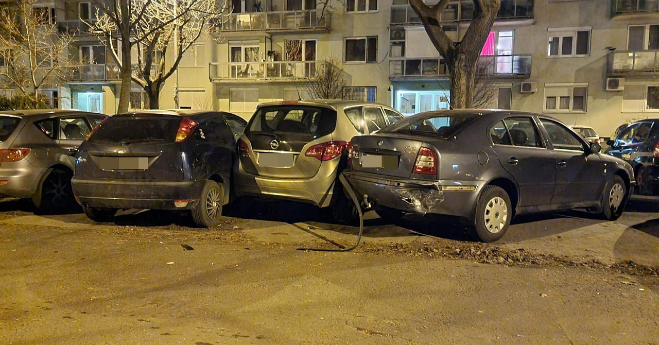 Céltáblának nézett több parkoló autót hivatalból kivont járművével az ittas  férfi Újpalotán – Balesetinfo