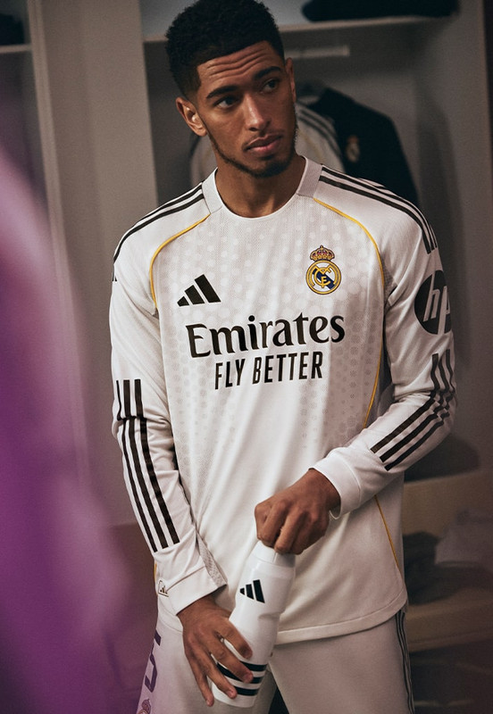 real madrid 25/26 Home Kit 6