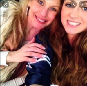 PHOTO-Jerry-Jones-Biological-Daughter-Alexandra-Davis-He-Had-From-One-Night-Stand-Smiles-Exactly-Lik.jpg