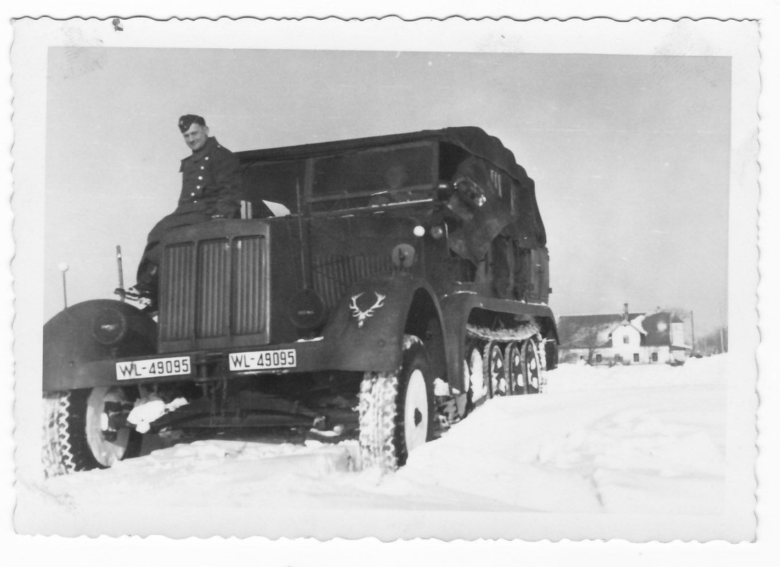 Luftwaffe Halbketten Sd.Kfz.7 mit Schöne Markierung (WL 49095)