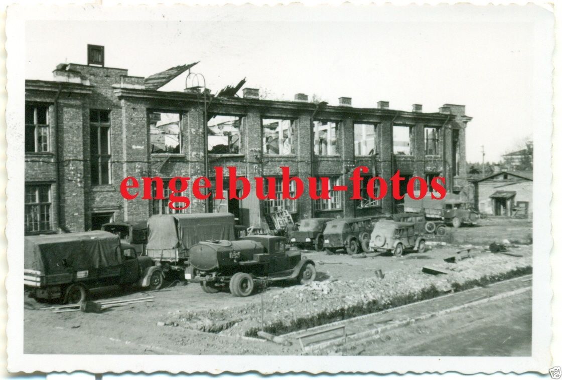 FAHRZEUGE - KÜBELWAGEN - LKW - TANKWAGEN - Vor z