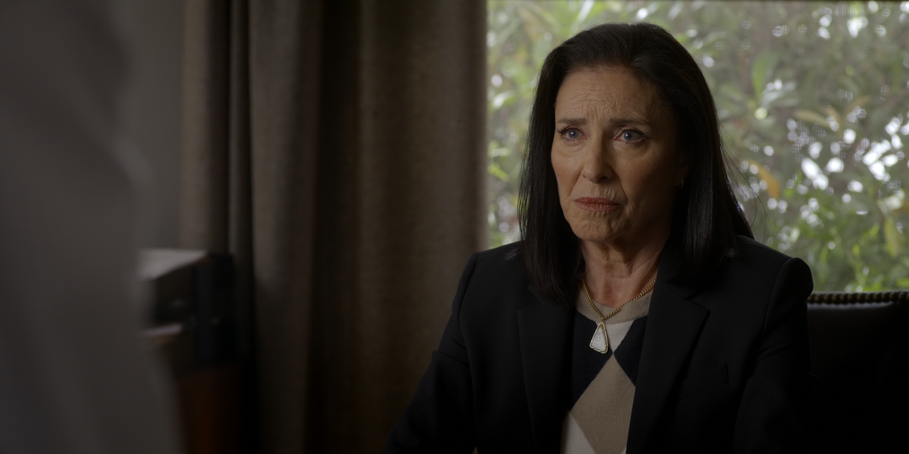 Bosch.Legacy.S01E01.The.Wrong.Side.of.Goodbye.2160p.10bit.AMZN.WEB-DL.DDP5.1.HEVC-Vyndros.mkv_snapsh