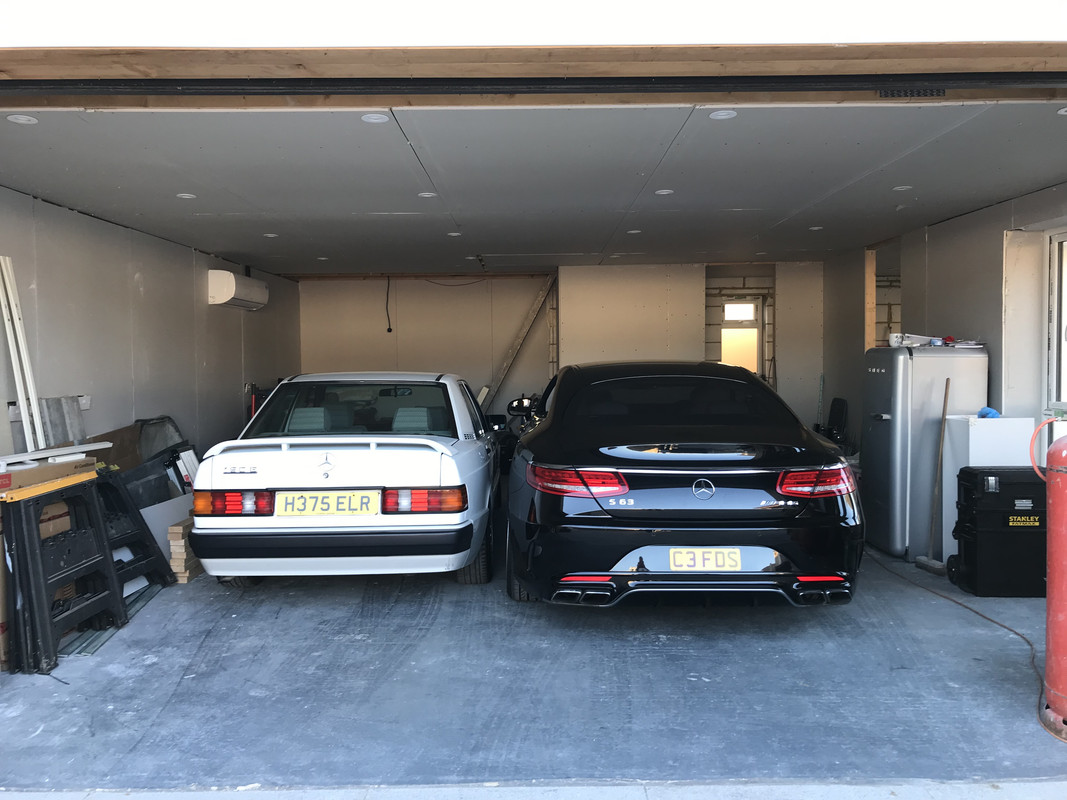 C0CB401A-4B4C-4339-8B8E-6551CE5FA871