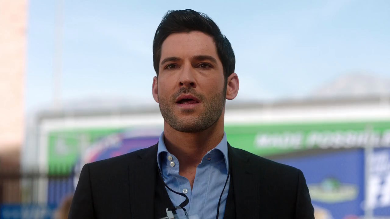 Lucifer (2017) Season 3 [Hindi + English] WebRip 480p 720p ESub - Complete Screenshot