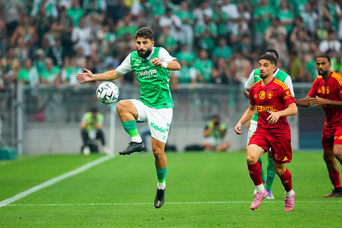 Nhận định, soi kèo Saint Etienne vs Rodez AF, 01h30 ngày 16/5 
