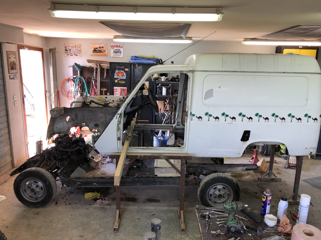 B952B9BD-C7AA-4FDA-B042-B7635E70D37C