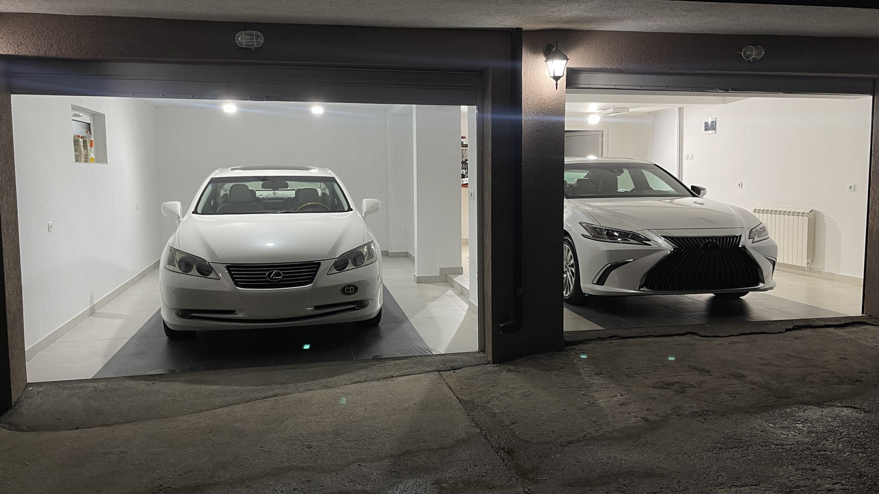 8351B0EF-565C-4021-B55D-0491352A6AB0