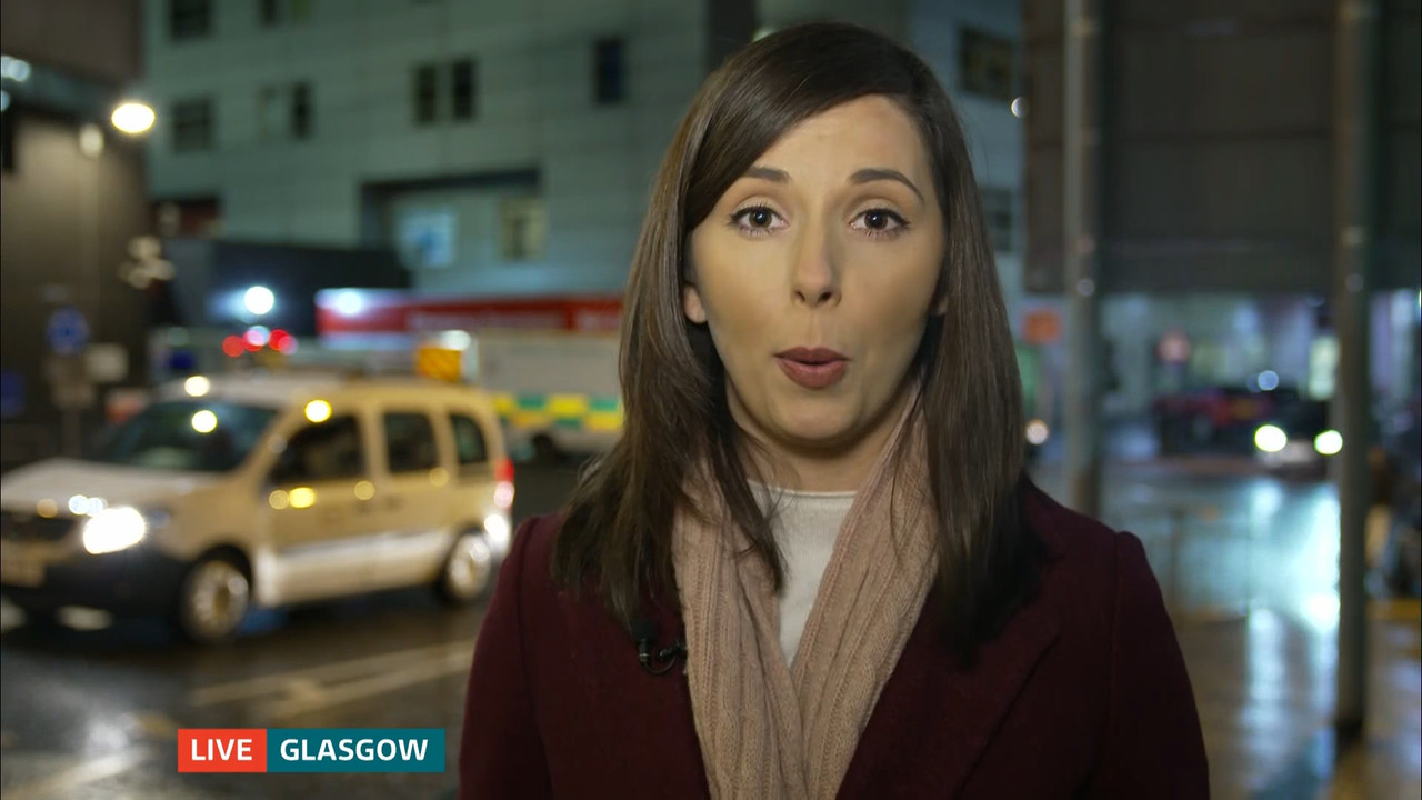 ITV Evening News_20230104_18301930.ts_snapshot_26.13.365