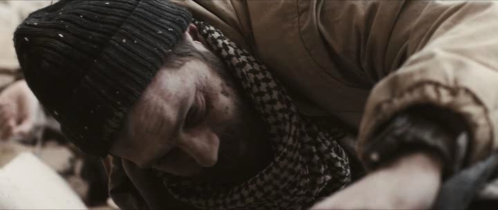 A.Private.War.2018.iTALiAN.MD.DVDRip.XviD-iSTANCE[MT].avi_snapsh