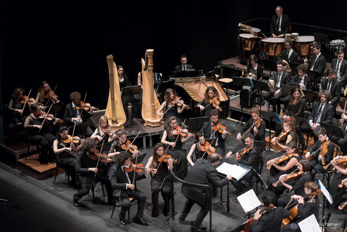 La Corelli inaugura un nuovo triennio artistico a Brisighella (Ra), esplorando le radici culturali attraverso concerti e eventi musical