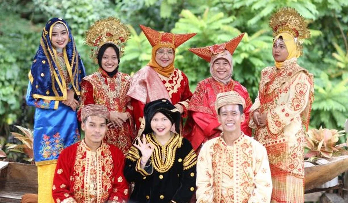Keanekaragaman Budaya di Indonesia Bagian Barat