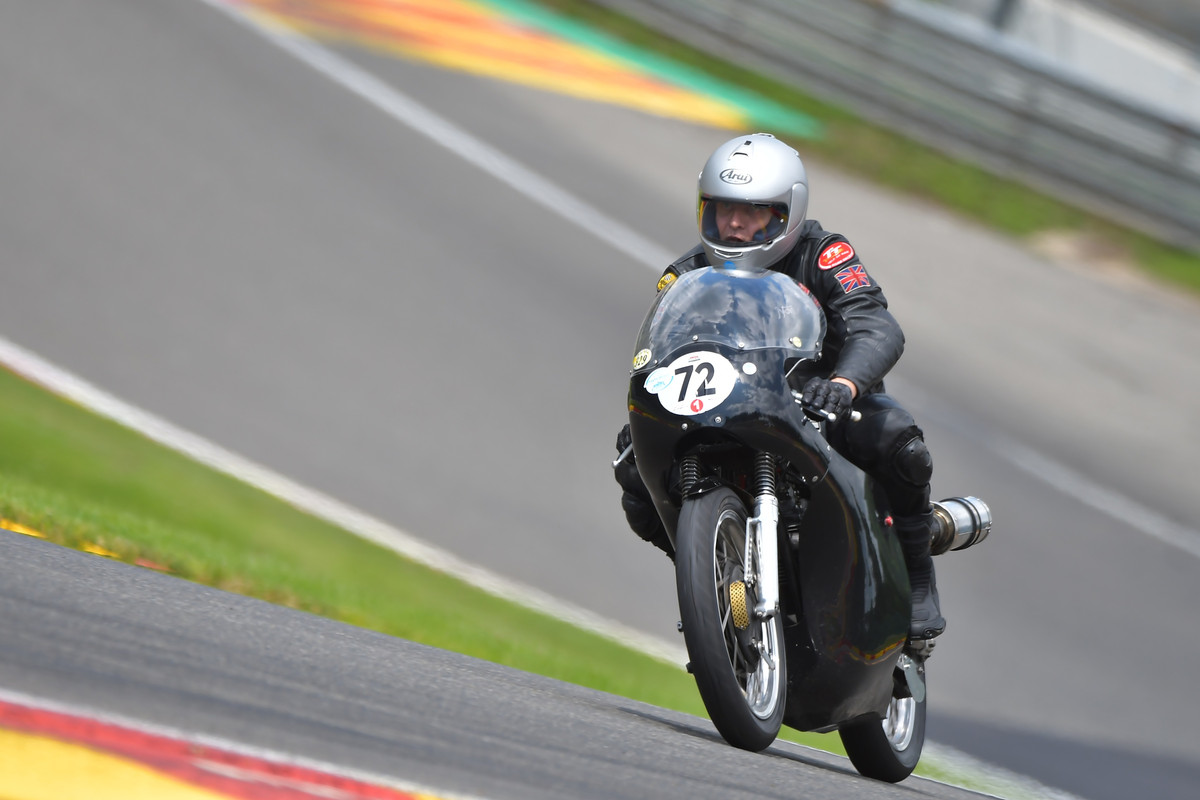 2689D366-6B7C-4C11-8651-1DB82A25463D