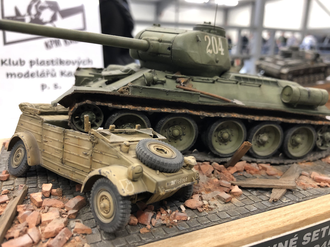 91866CEC-6CAA-4BE0-9E4C-97C3F3538837