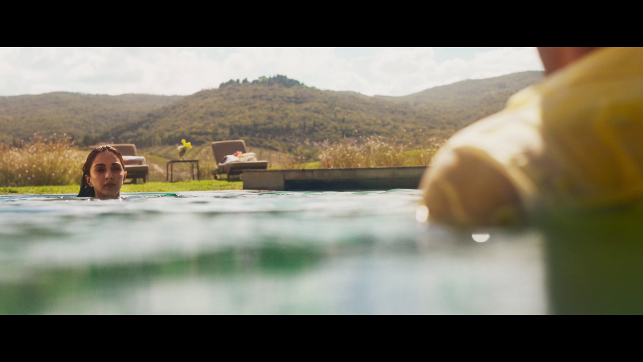 [Image: vlcsnap-2025-10-09-03h43m18s448.png]