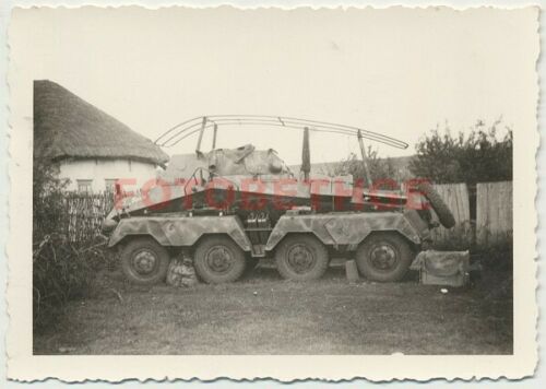 8 Rad Panzer Spähwagen des General Landgraf Takt  Sonja  Rahmena