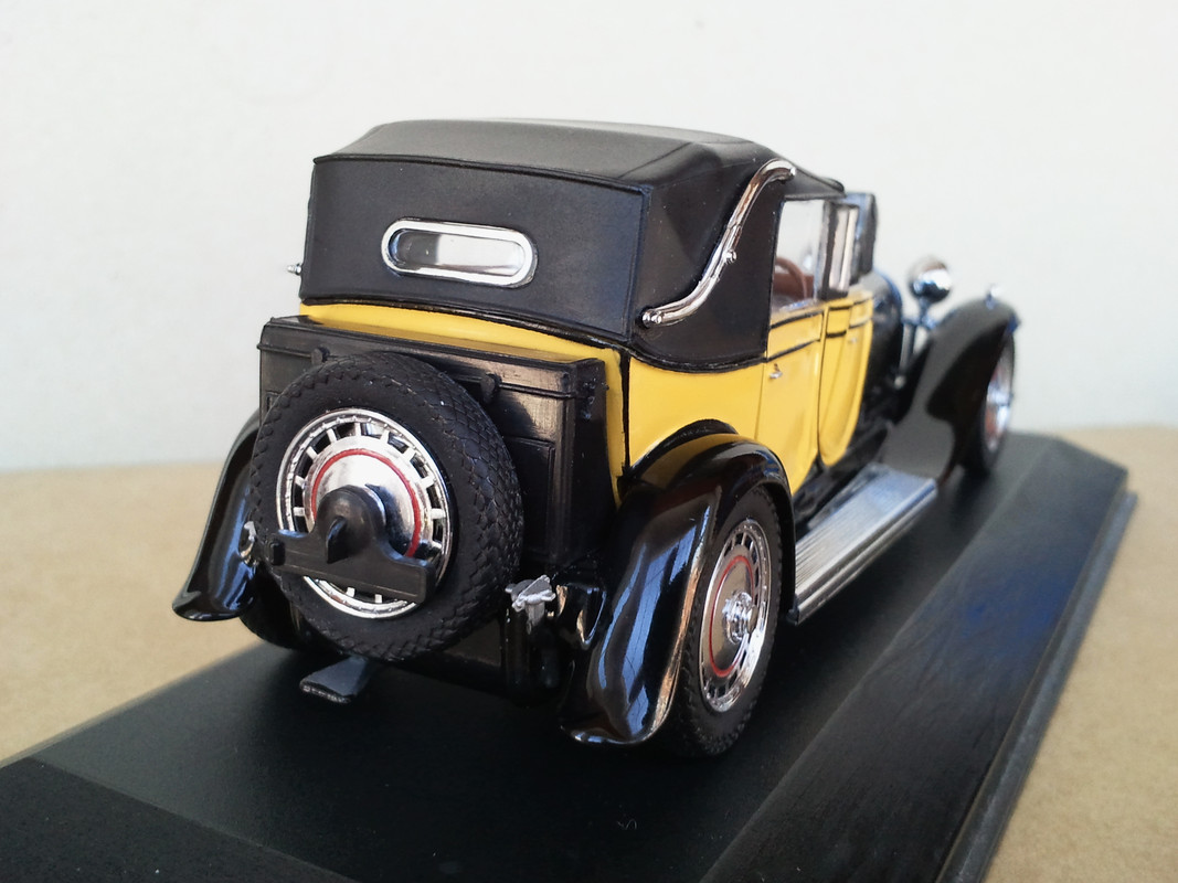 1929 Bugatti Type 41 Royale (Chasis 41.150) Berline de Voyage (Franklin Mint) (7)