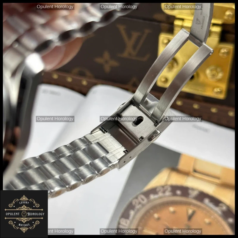 Omega Speedmaster Silver Snoopy 50th Anniversary 42mm Chronograph - Super Clone