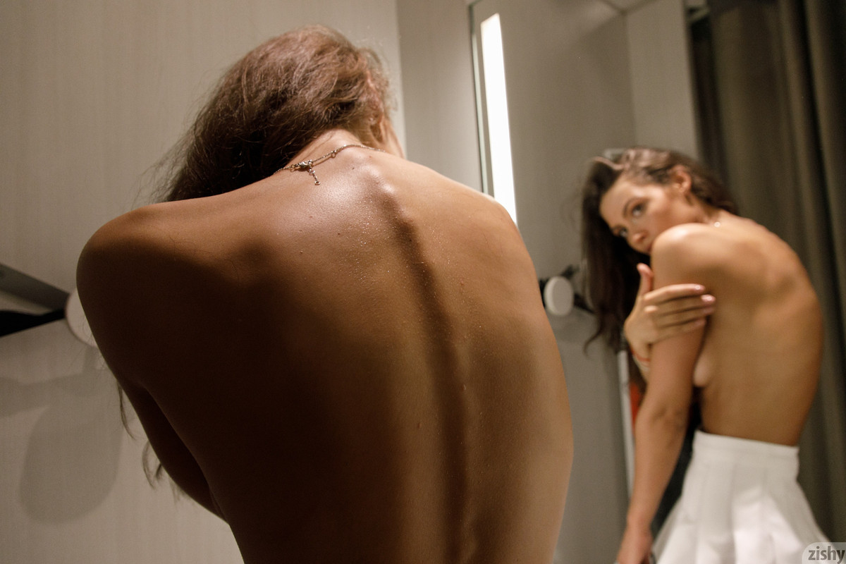 full_043_8488232927184746