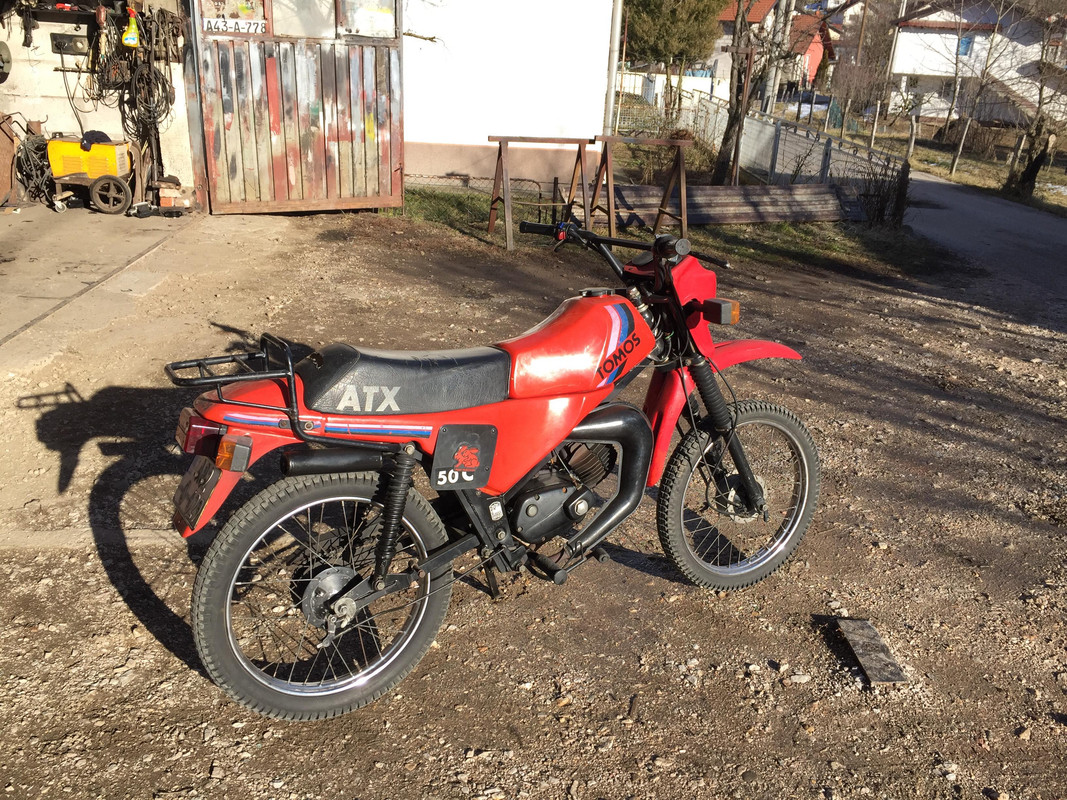 84041319_181985216363826_7421947939846619136_n