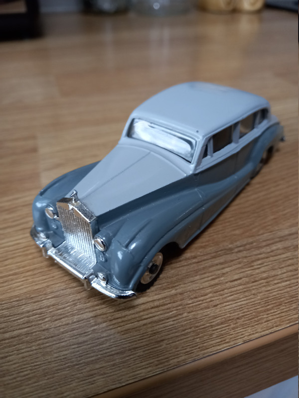 150 Dinky Rolls Royce front