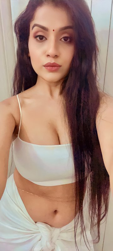 Famous Insta Influencer & Astrologer N!dhi Chaudhary Latest MyCreatorSpace Private App Exclusive Huge B00bs Popping Out Most Sensual Bedroom Shoot Unseen 6Videos+Pics 7 IMG-14.jpg
