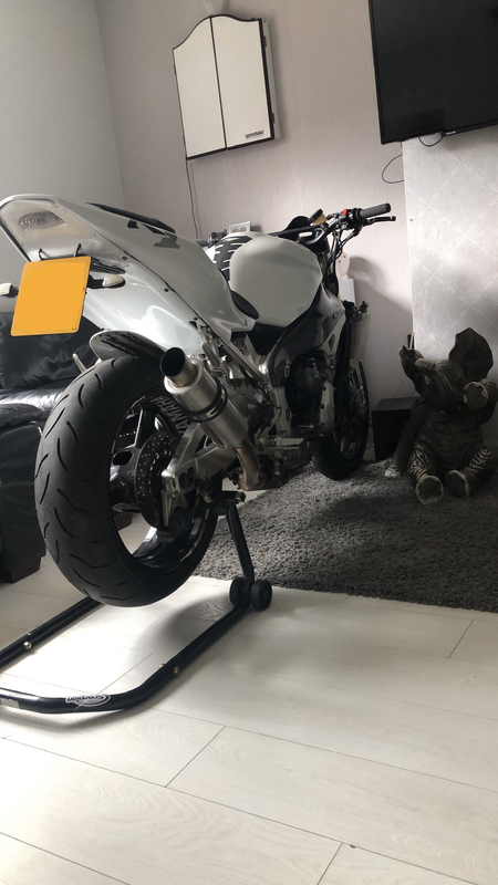 6B223D33-712B-46BB-9D3B-046F0F967D9B