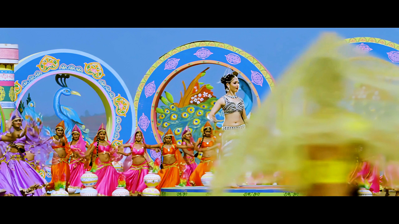 Tamanna Hot Song From Himmatwala Naino Main Sapna 4K (Best Quality).mp4_snapshot_01.18_[2021.04.05_1