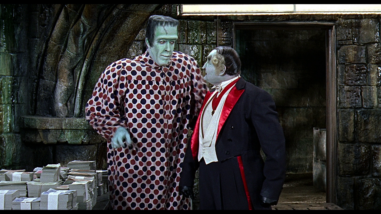 vlcsnap-2023-05-11-18h07m00s294