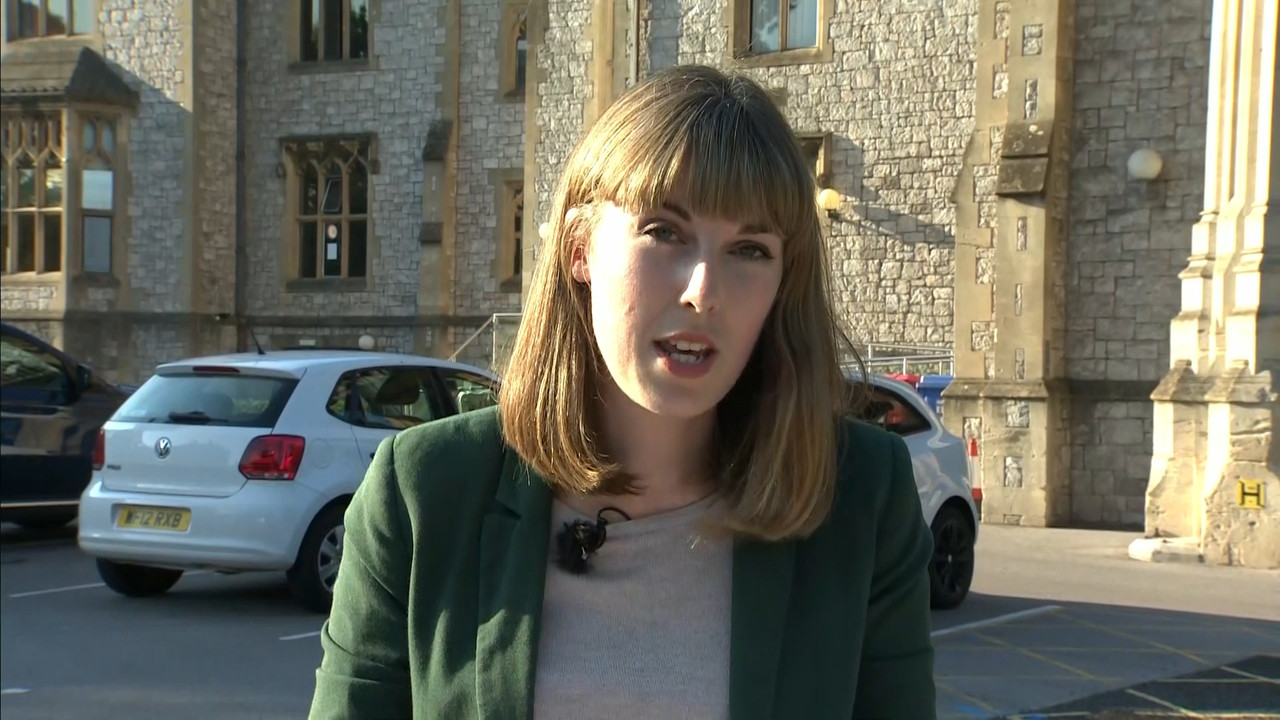 09.15 - 18.00.00 - ITV News London. The latest news in London and the....ts_snapshot_07.10.779