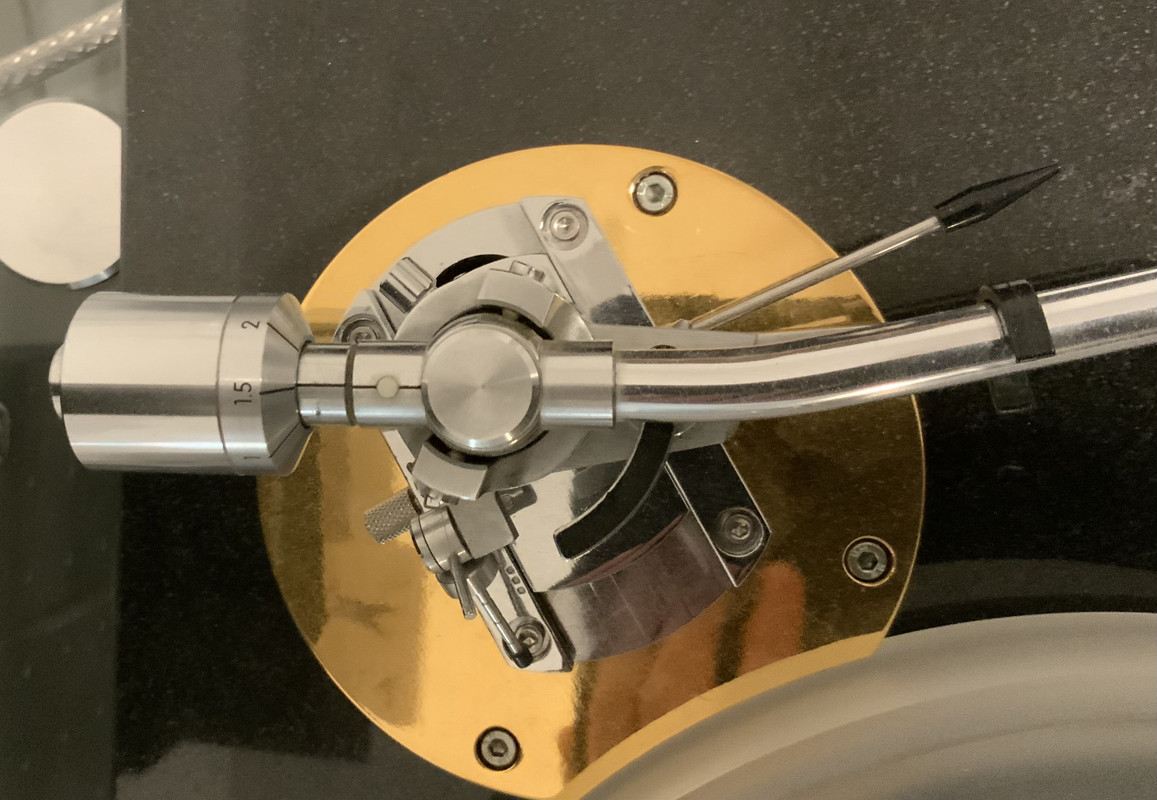 941C30F3-B540-44CE-B31D-06FDD511582B