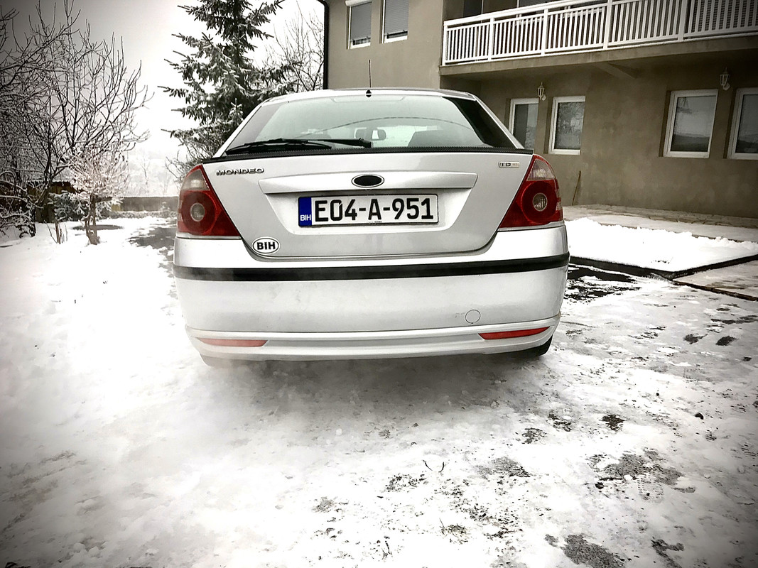 FF378B2E-37E2-4CE5-A117-D14605DEAE04