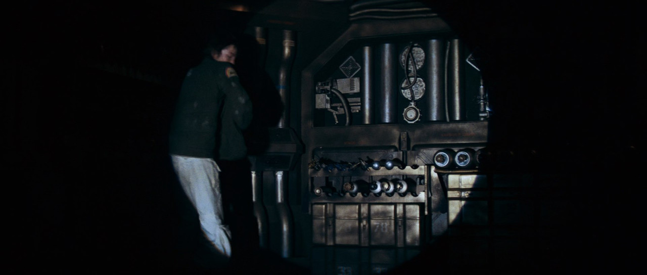 Alien 1979 DC (1080p x265 10bit Tigole).mkv_snapshot_01.30.11_[2