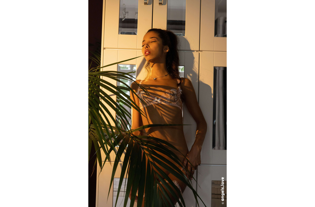 Naomi Hill - Touch Of Beauty0019