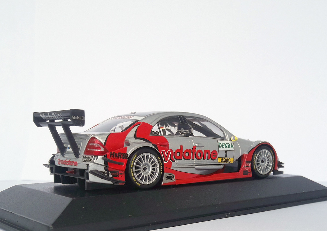 Mercedes C-klasse DTM 2004 Schneider (9)