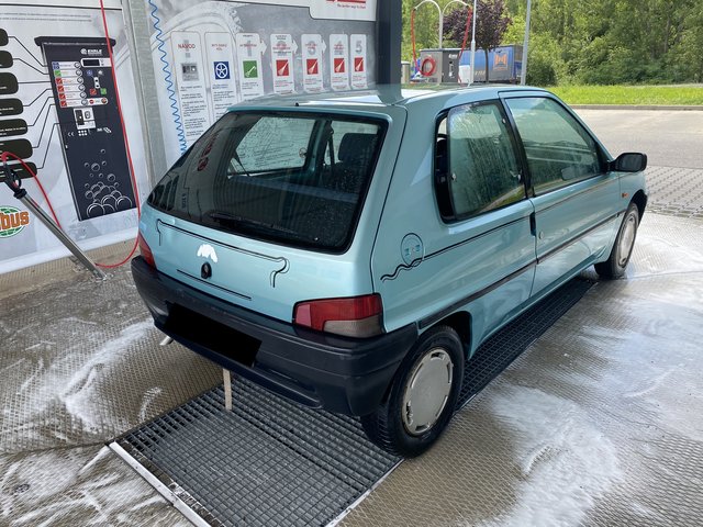 951A6AED-EFFD-4562-8641-20FC84C57424