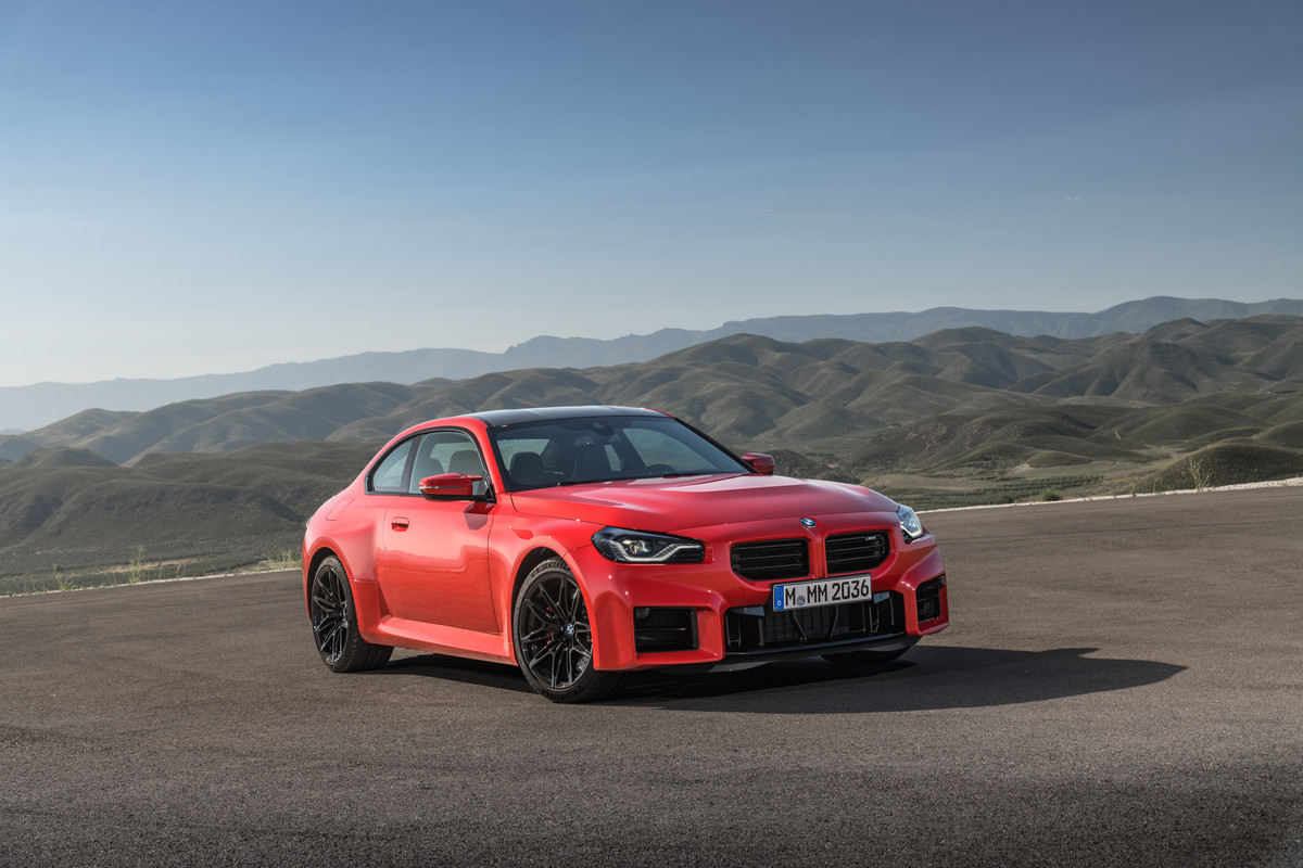 P90481929_highRes_the-all-new-bmw-m2-s