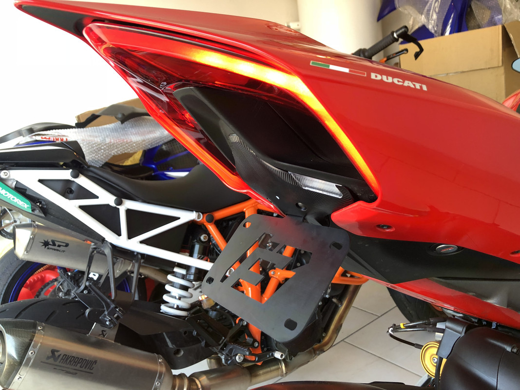 2C34489B-555A-42BC-9610-72DC496775B6