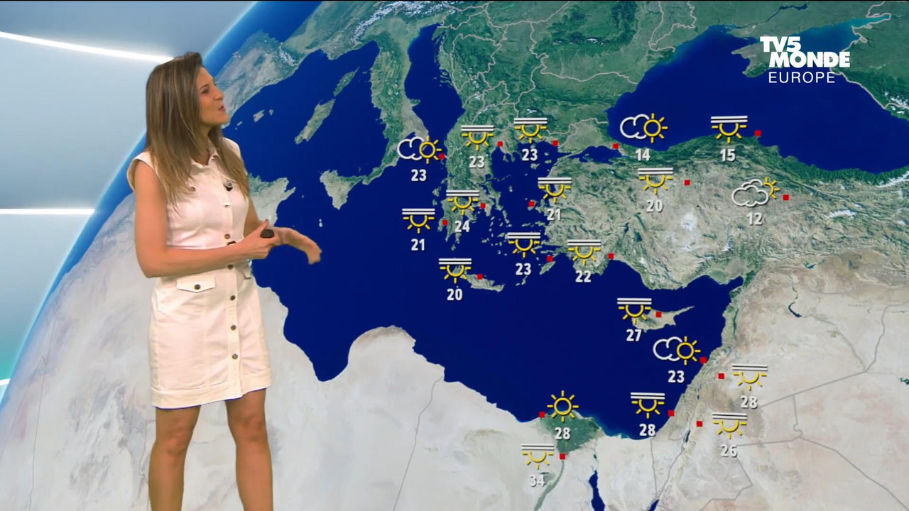 Daniela Prepeliuc TV5 080522.mp4_snapshot_01.55_[2022.05.08_18.14.25]