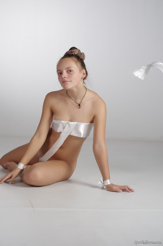 MarvelCharm_Nika-Piece-of-Eden-131