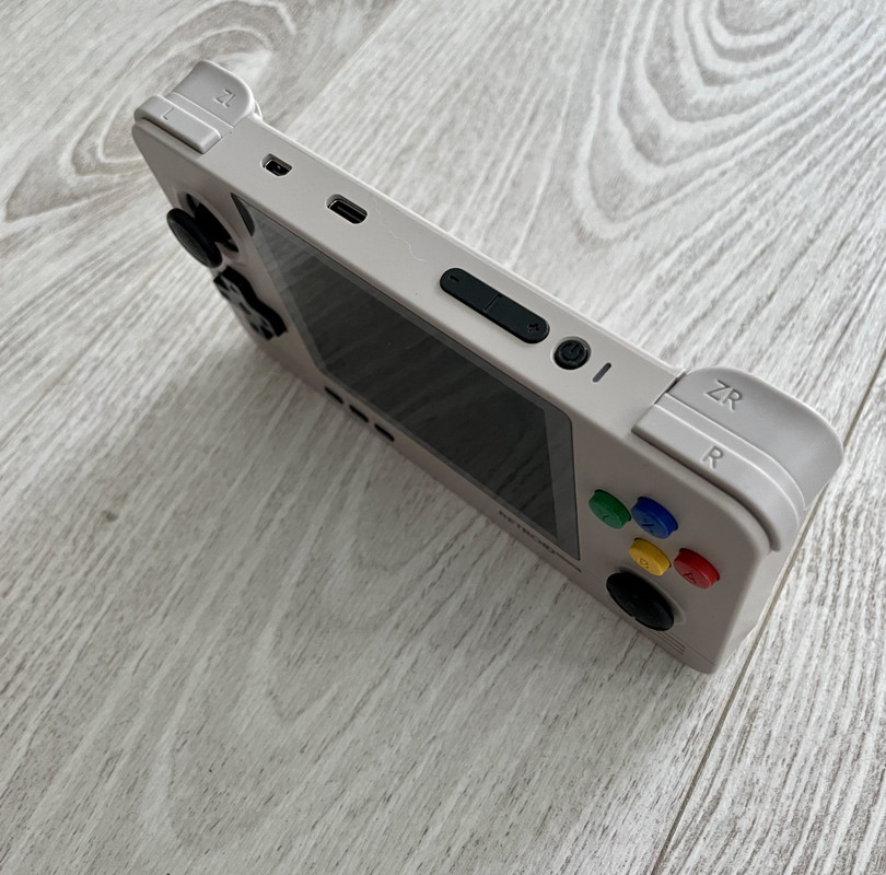 2DC7C8EA-CF09-4A2C-BB5F-6DD6983DF4BF_1_201_a