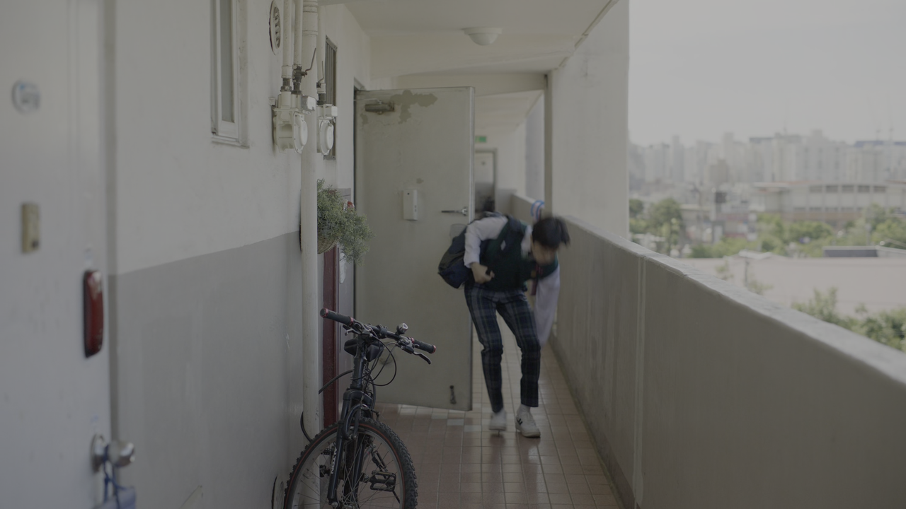 All.Of.Us.Are.Dead.S01E01.1080p.WEBRip.ITA.KOR.DDP5.1.Multisub.x265-BlackBit[screenshot 8]