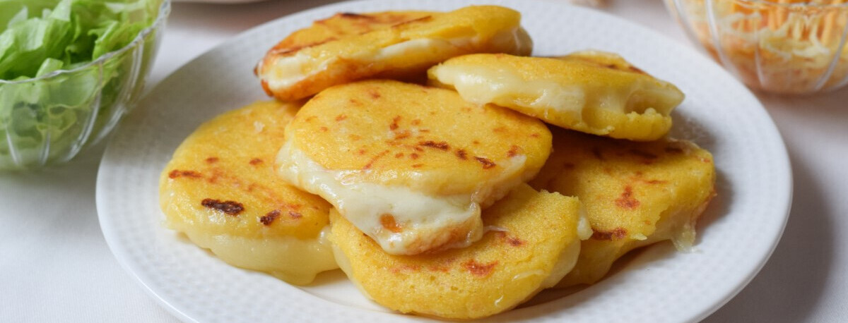 Arepa De Queso Fundido