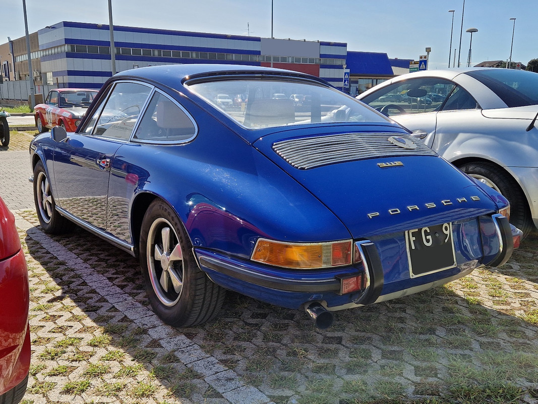 i.postimg.cc/DzdS8SZ9/911-E-1991cc-103kw-01-06-69-2.jpg