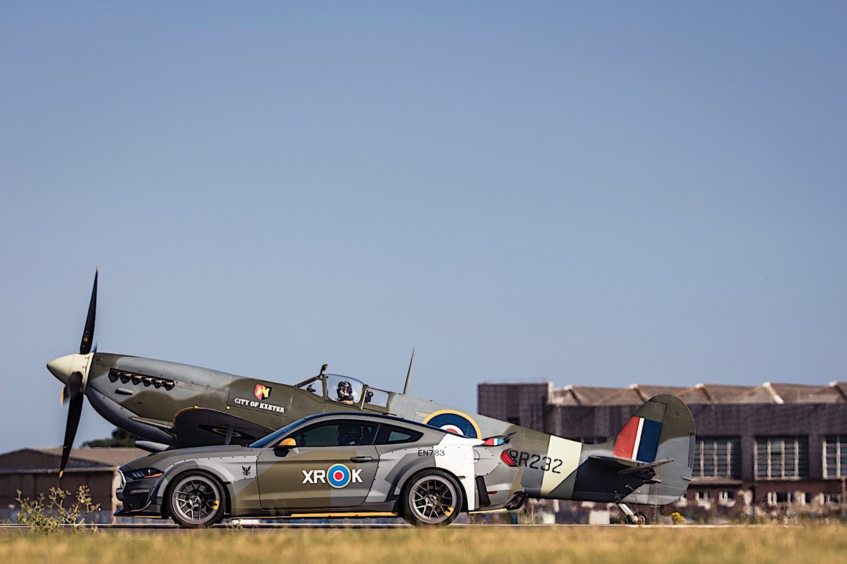 Ford Mustang GT Eagle Squadron  (28)