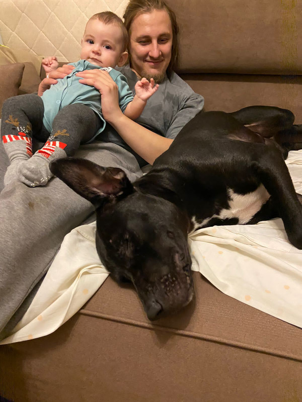 16174BDA-EA20-424F-9E7B-51A74D4A7392