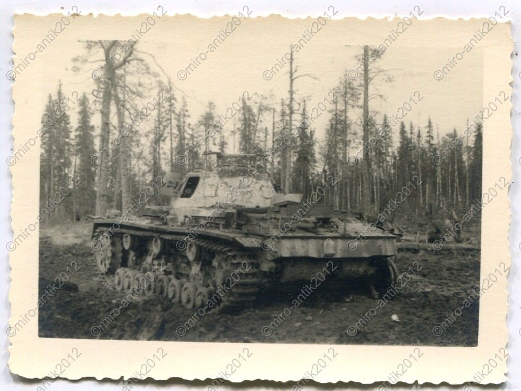 Foto, Wehrmacht, zerstörter Panzer III, Turmnumm