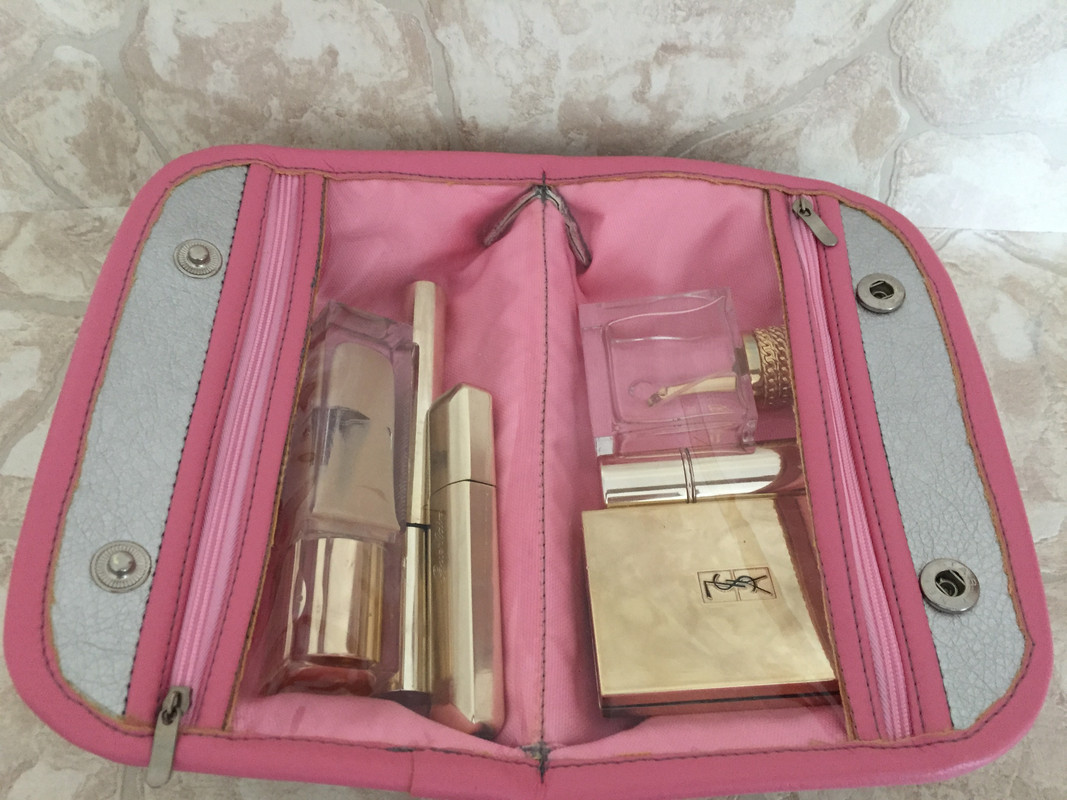 C410A045-2F5E-487E-A919-D67A5B64C232