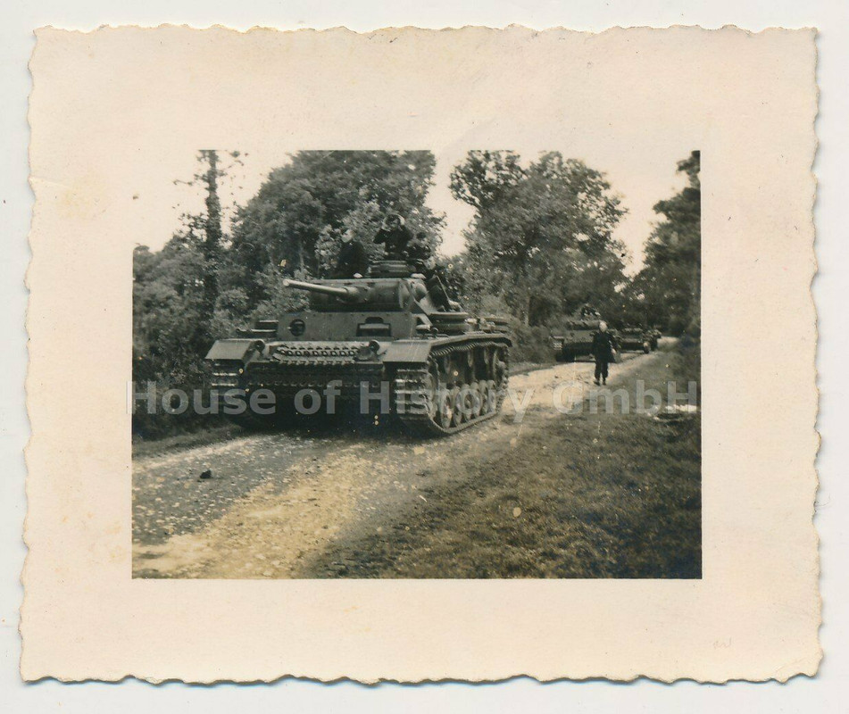 Foto, Panzer III Ausführung L (lang Rohr) Kolonne