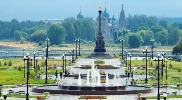 https://i.postimg.cc/DzjXmmLq/Zastavka-Aroslavl'.jpg
