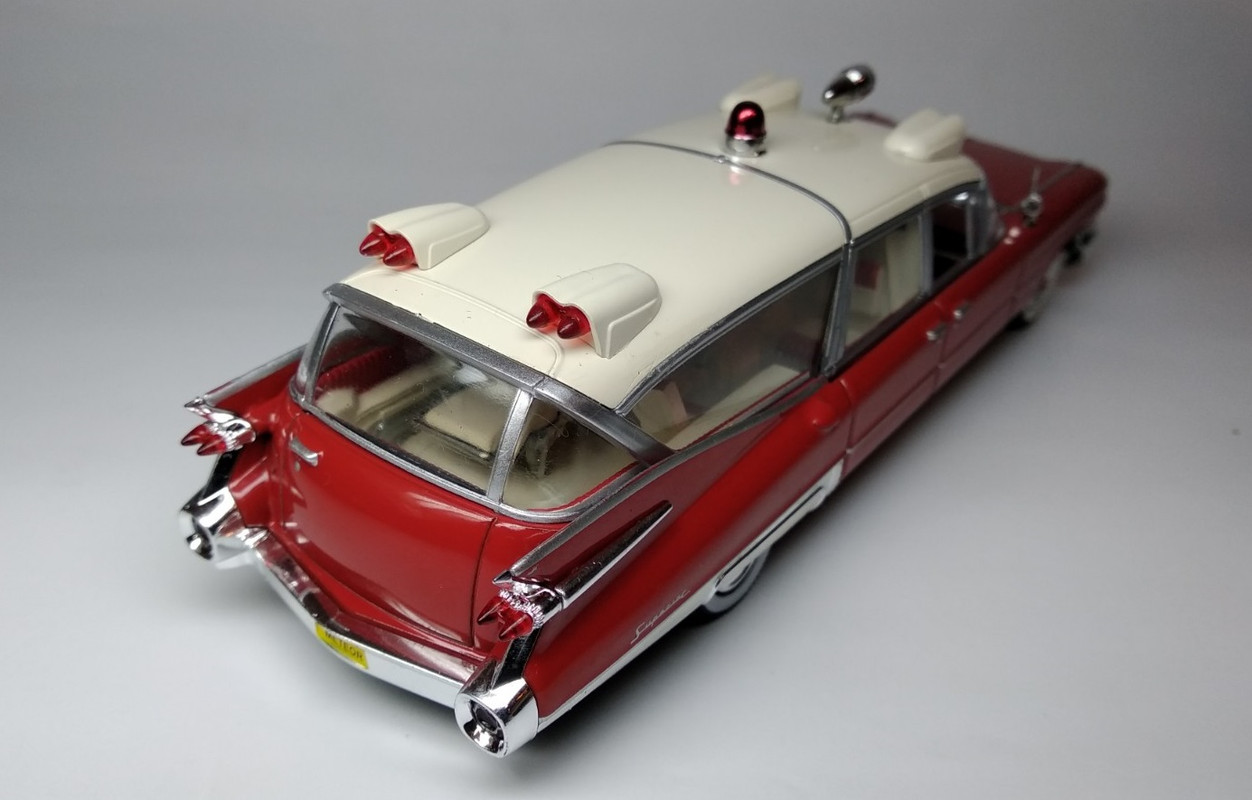 Superior-Cadillac Crown Royale Ambulance 1959 (10)